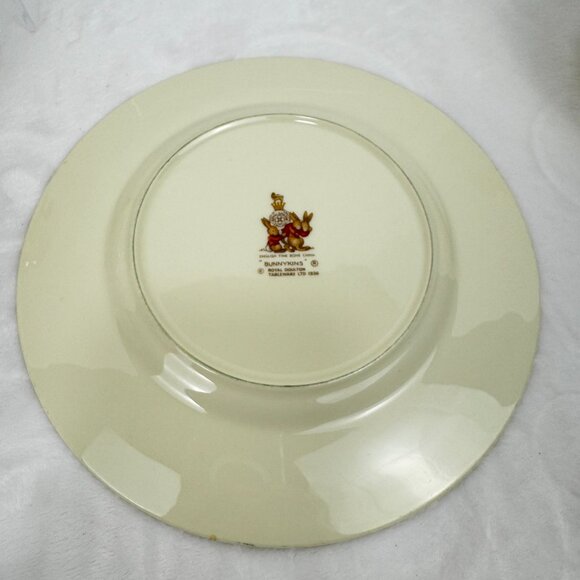Royal Doulton Bunnykins Nursery Tableware 5 Piece Set Plate Bowl Mugs Coin Bank - Picture 11 of 16
